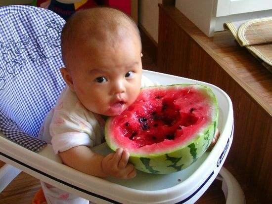 宝宝吃西瓜的好处有哪些？