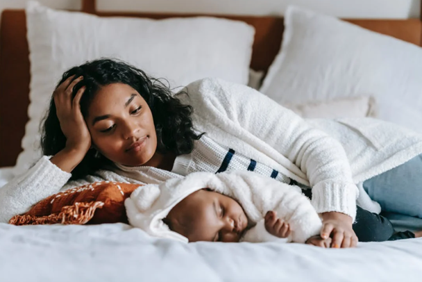 怀孕后的孕妇如何养成好的睡眠习惯呢？